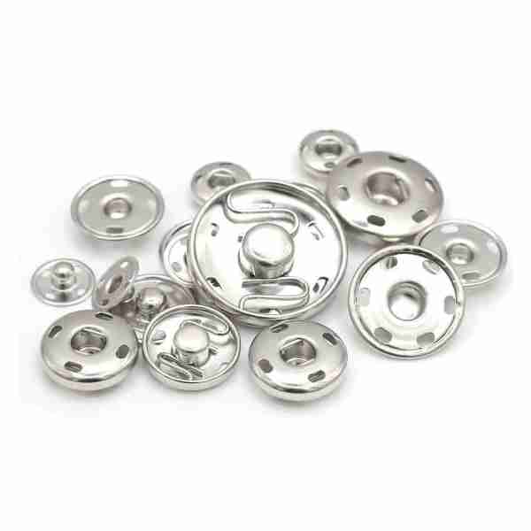 Bouton de pression en métal